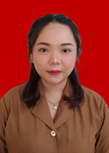 <center>Guru Kelas IV<br>Ni Made Dwi Puspita Sari</center>